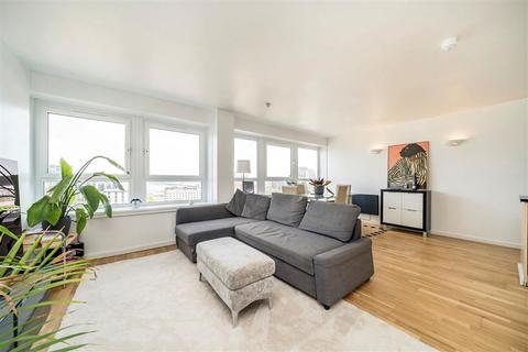 2 bedroom flat for sale, Calderwood Street, Woolwich SE18