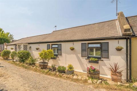 2 bedroom bungalow for sale, Occupation Lane, London SE18