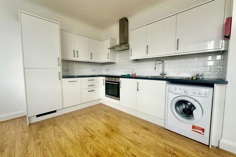2 bedroom apartment to rent, Wakering Road, Barking