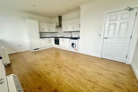 2 bedroom apartment to rent, Wakering Road, Barking
