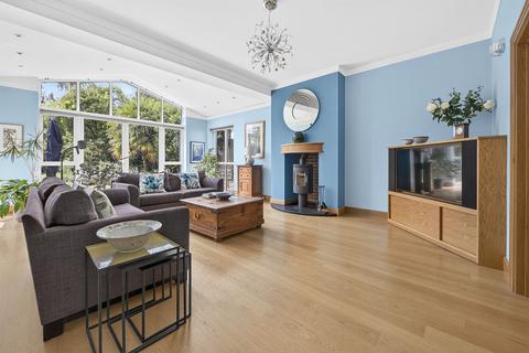 undefined, Oakwood Avenue, Purley CR8