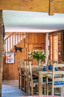5 bedroom farm house for sale, Nutbourne Lane, Nutbourne, Pulborough, West Sussex RH20