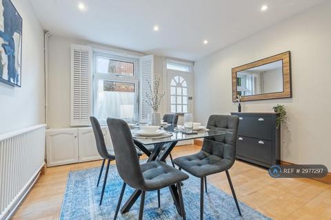 2 bedroom terraced house to rent, West Street, Oxford, OX2