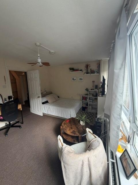 Apartment in London - View 2