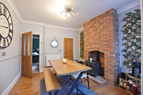 3 bedroom terraced house to rent, Florence Street, Lincoln LN2