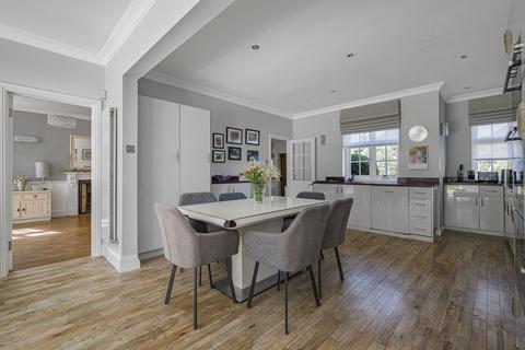 4 bedroom detached house for sale, Upperton Road, Sidcup