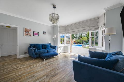 4 bedroom detached house for sale, Upperton Road, Sidcup