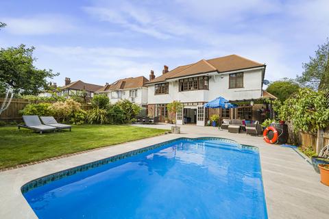 4 bedroom detached house for sale, Upperton Road, Sidcup
