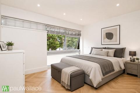 2 bedroom apartment for sale, Barclay Court, Hoddesdon|942 Year Lease|Chain Free