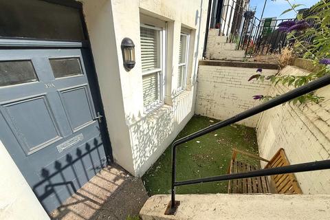 2 bedroom apartment to rent, Frederick Street, Sunderland