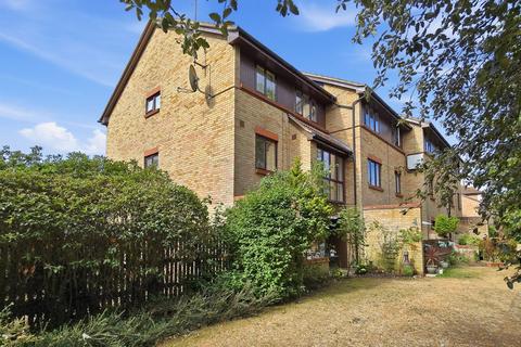 King Arthur Court, Cheshunt