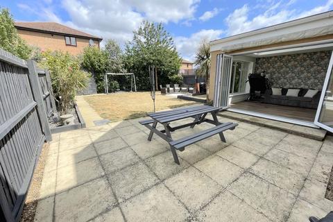 4 bedroom house for sale, Red Barn Close, Brightlingsea, CO7