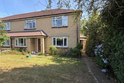 Farm Road, Warlingham, Surrey, CR6 9DH
