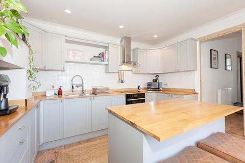 1 bedroom flat for sale, Brighton Road, Lancing, BN15