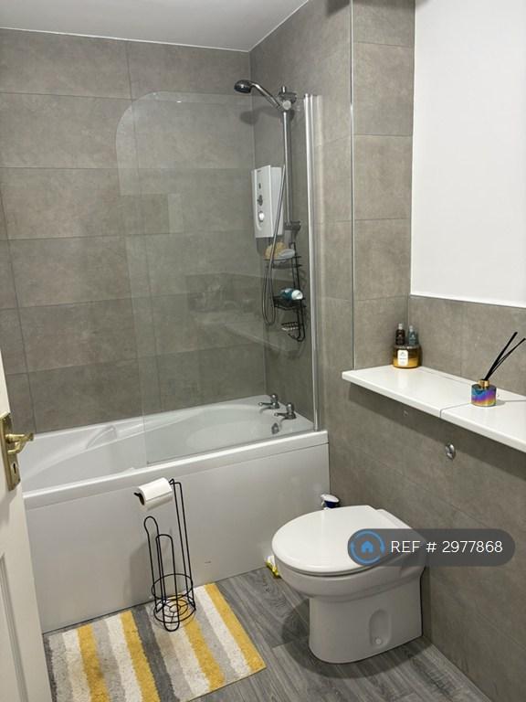 Apartment in Cambuslang, Glasgow, South Lanarkshire - View 4