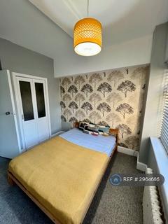 2 bedroom flat to rent, Lansdowne House, Bournemouth, BH1