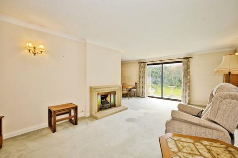 3 bedroom bungalow for sale, St. Michaels Gardens, South Petherton, Somerset, TA13