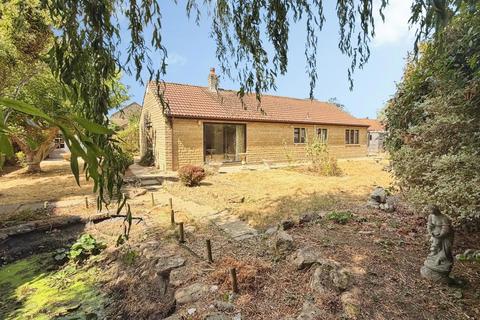 3 bedroom bungalow for sale, St. Michaels Gardens, South Petherton, Somerset, TA13