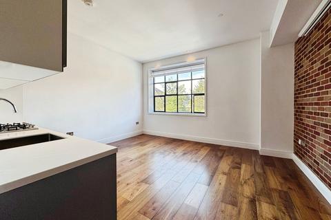 1 bedroom flat for sale, Lofts Apartments, 5 Grenville Place, NW7