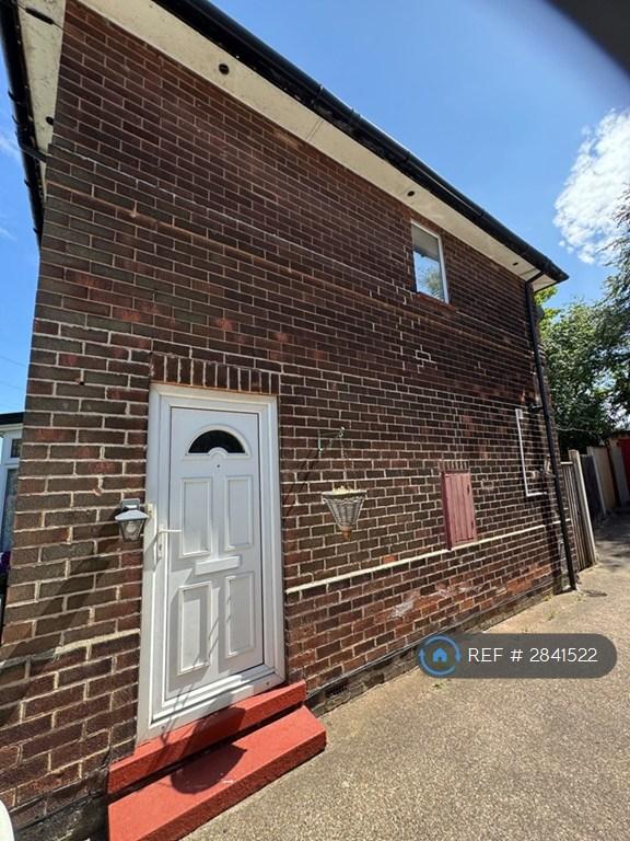House in Nottingham, Aspley - View 2