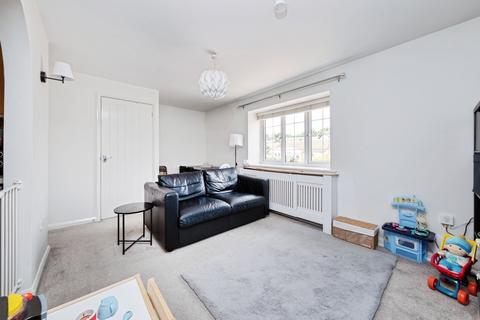 2 bedroom detached house for sale, Lullingstone Drive, Bancroft Park, Milton Keynes, Buckinghamshire, MK13