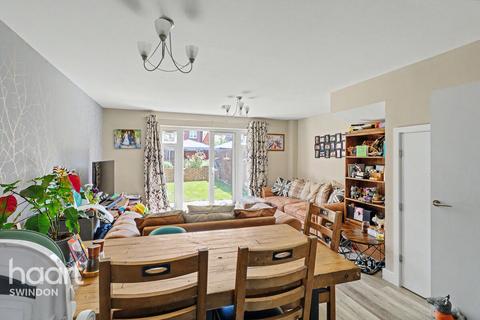 3 bedroom semi-detached house for sale, Dearle Road, Swindon