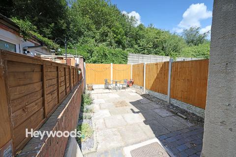 2 bedroom terraced house for sale, Church Street, Silverdale, ST5