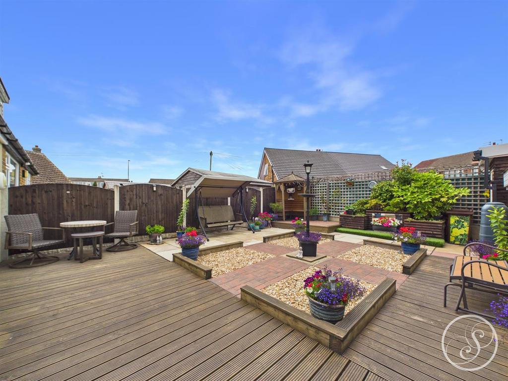 House in Leeds, West Yorkshire - View 4
