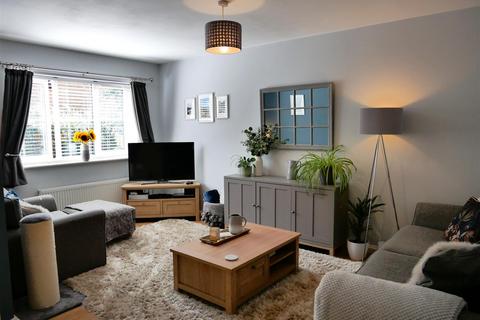 3 bedroom semi-detached house for sale, Anson Avenue, Calne