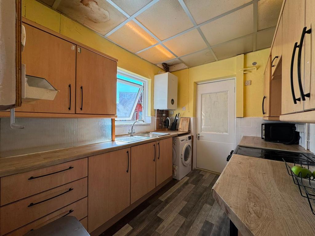 House in London - View 5