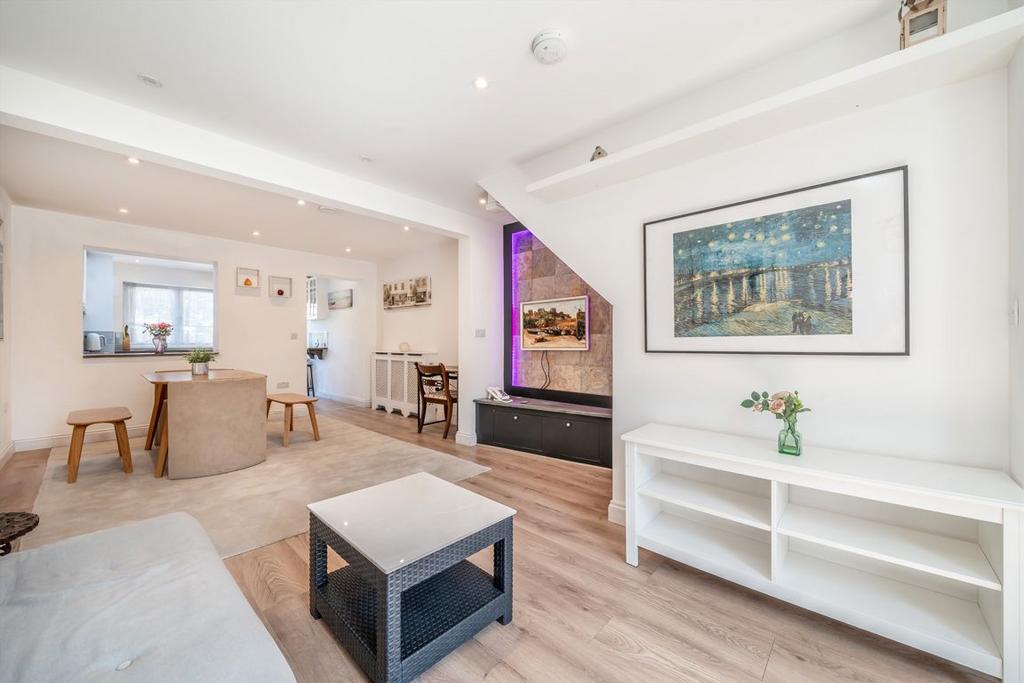 House in Hounslow - View 3