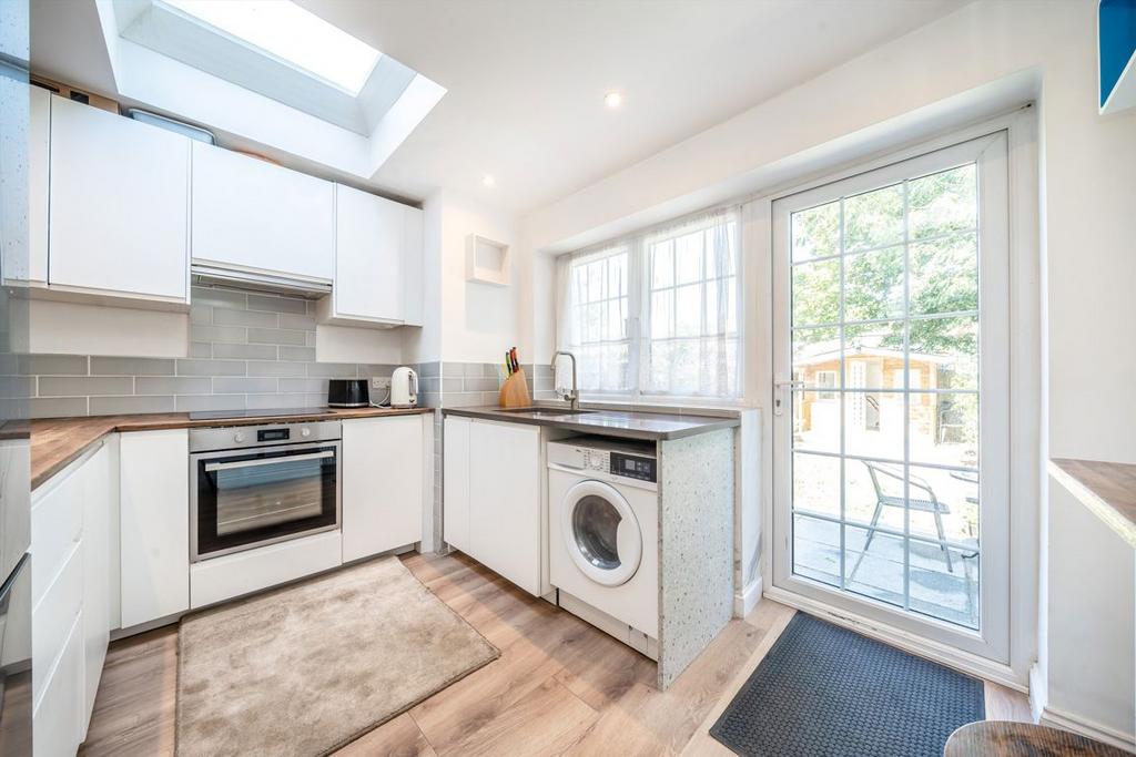 House in Hounslow - View 4