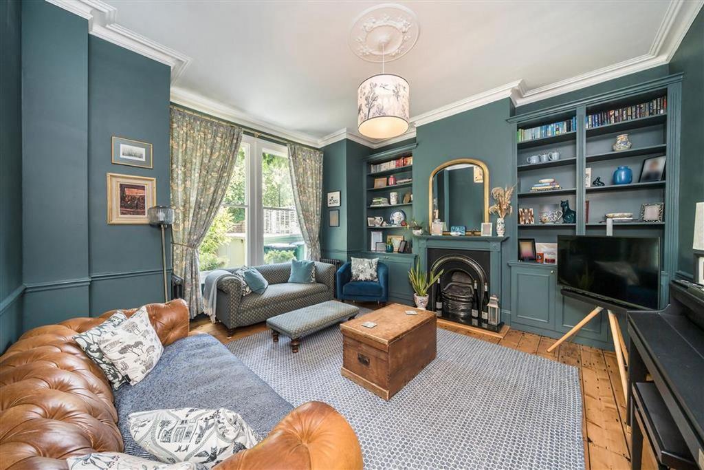 Living room, fireplace
