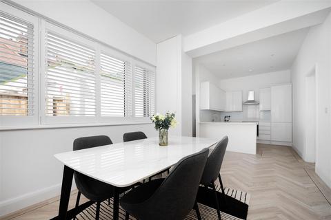 4 bedroom detached house for sale, The Broadway, Mill Hill, London