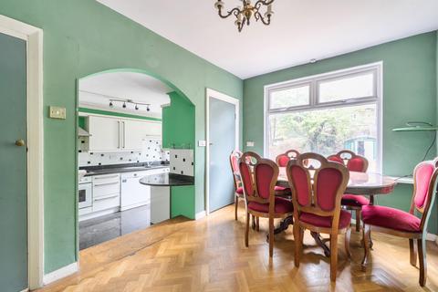 5 bedroom semi-detached house for sale, Hillcrest Gardens, London