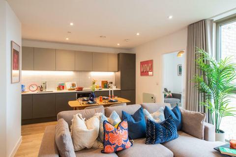 1 bedroom apartment to rent, at Manchester, EDA, Salford Quays M4