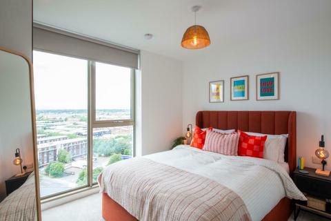 1 bedroom apartment to rent, at Manchester, EDA, Salford Quays M4