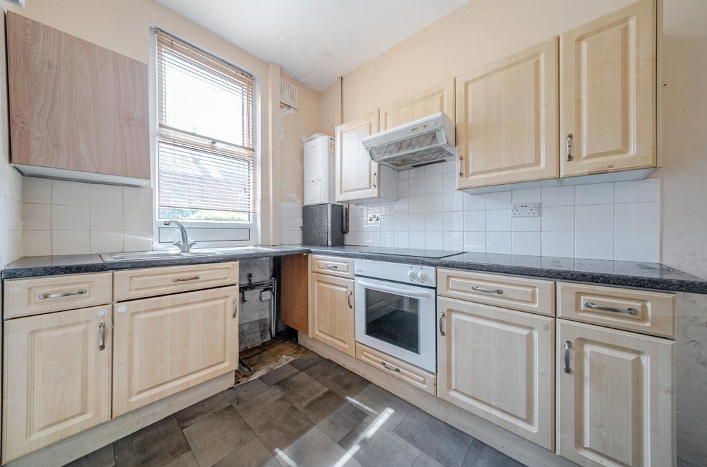 Salisbury Terrace, Leeds, West Yorkshire, LS12 - View 3