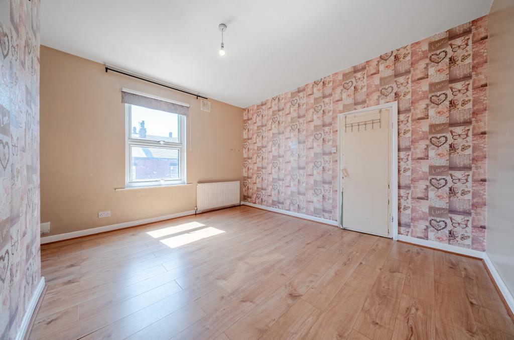 Salisbury Terrace, Leeds, West Yorkshire, LS12 - View 6