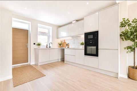 2 bedroom flat for sale, Gladville Drive, Cheadle, Cheshire, SK8