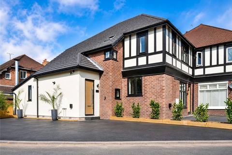 2 bedroom flat for sale, Gladville Drive, Cheadle, Cheshire, SK8