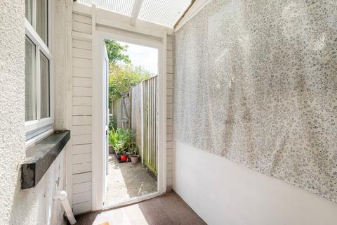 2 bedroom terraced house for sale, Highland Road, Norwich