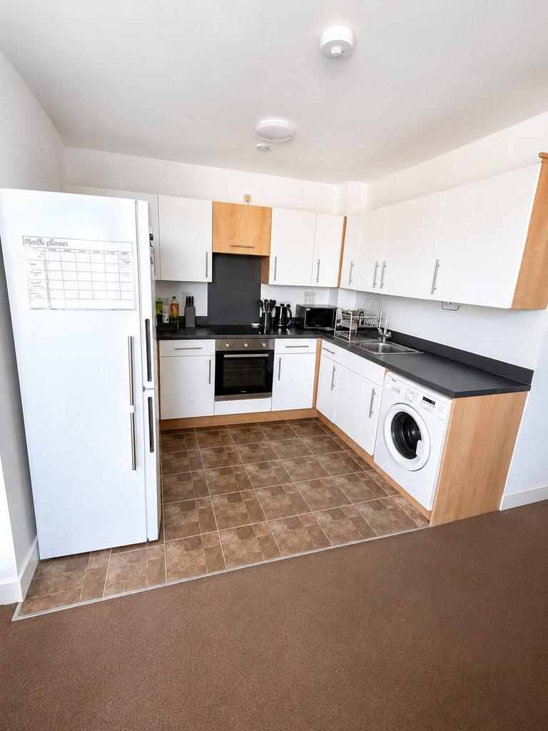 Apartment in Southampton - View 3