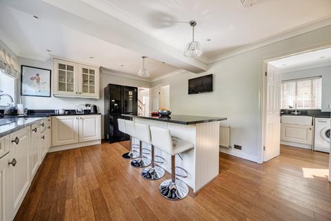 4 bedroom detached house for sale, Waldorf Heights, Blackwater, Camberley