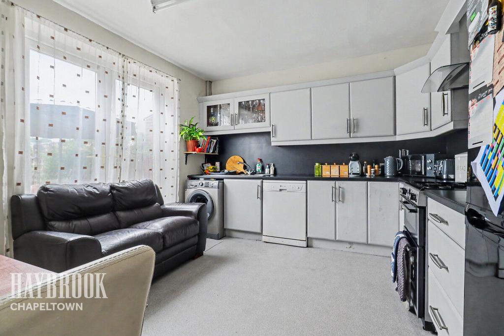 House in Sheffield, Ecclesfield - More