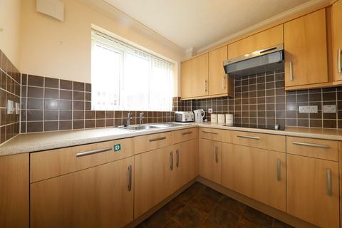2 bedroom flat for sale, High Street, Rickmansworth WD3