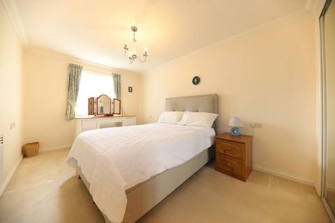 2 bedroom flat for sale, High Street, Rickmansworth WD3