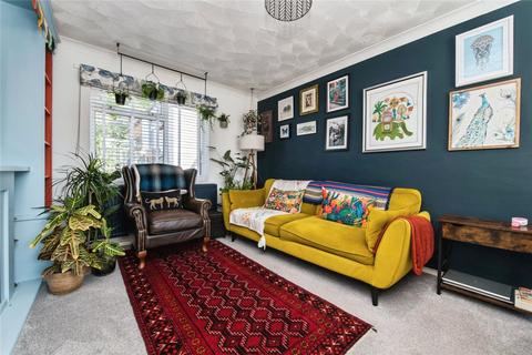 2 bedroom flat for sale, Burnthouse Lane, Exeter, Devon, EX2