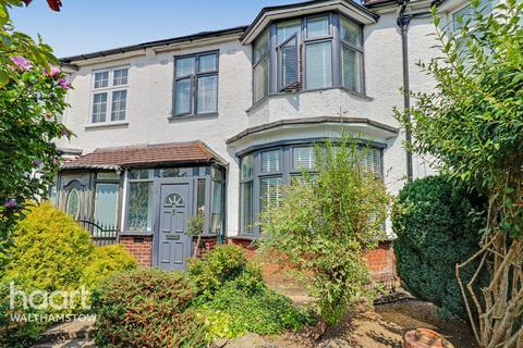 Kings Road, Chingford