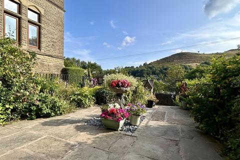 2 bedroom terraced house for sale, Hill End Road, Delph, Saddleworth, OL3